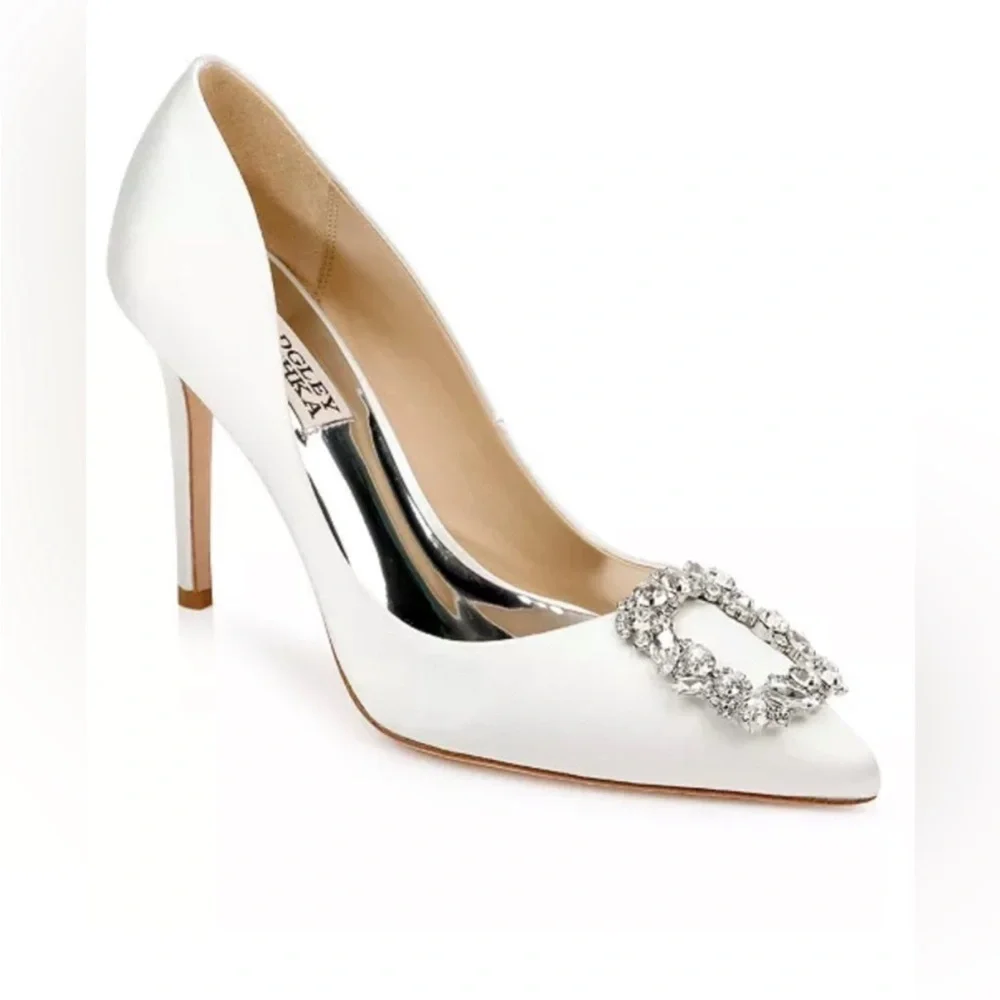 Badgley Mischka White Heels with Crystal Embellishment Size 8 - Picture 1 of 9